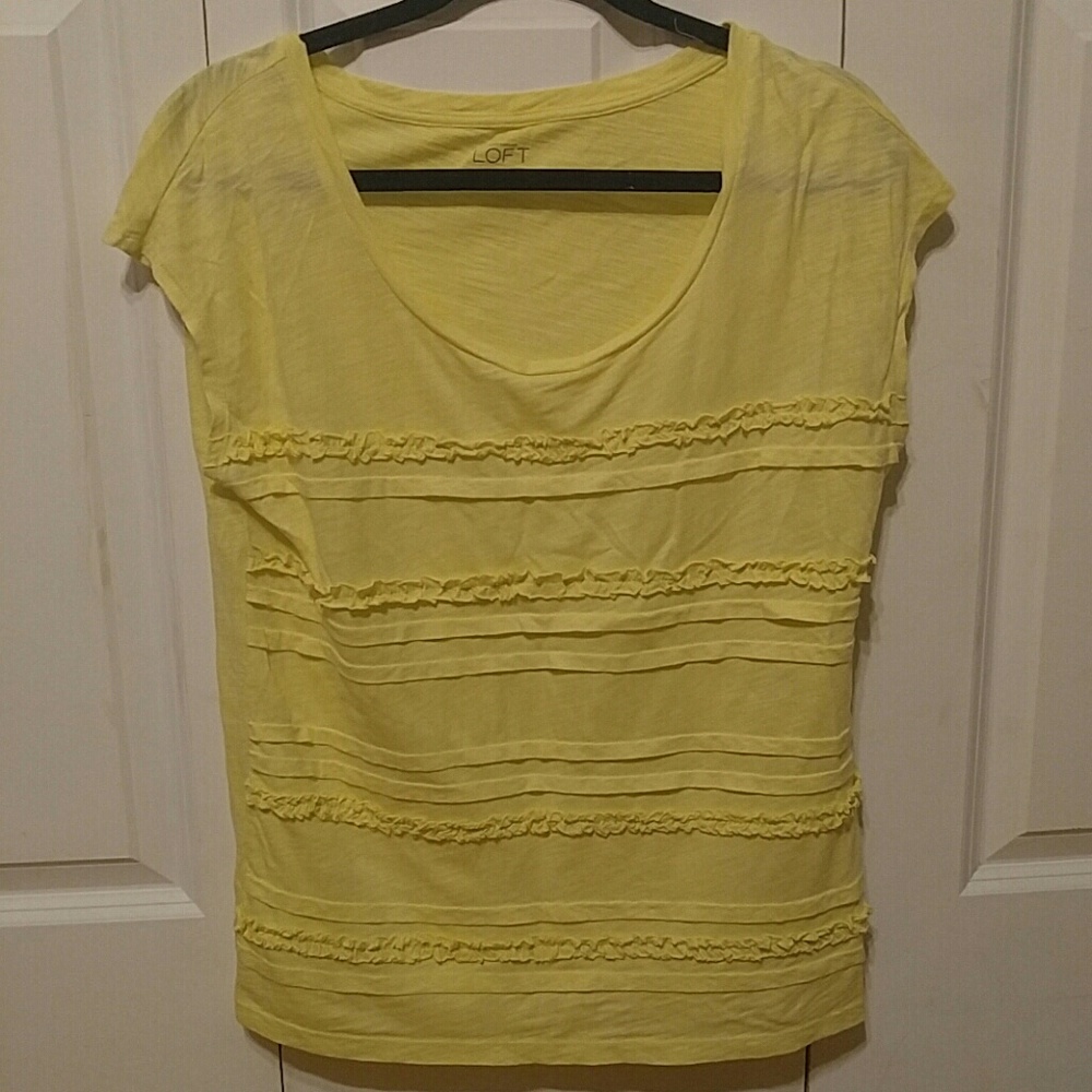 Yellow shirt with ruffles